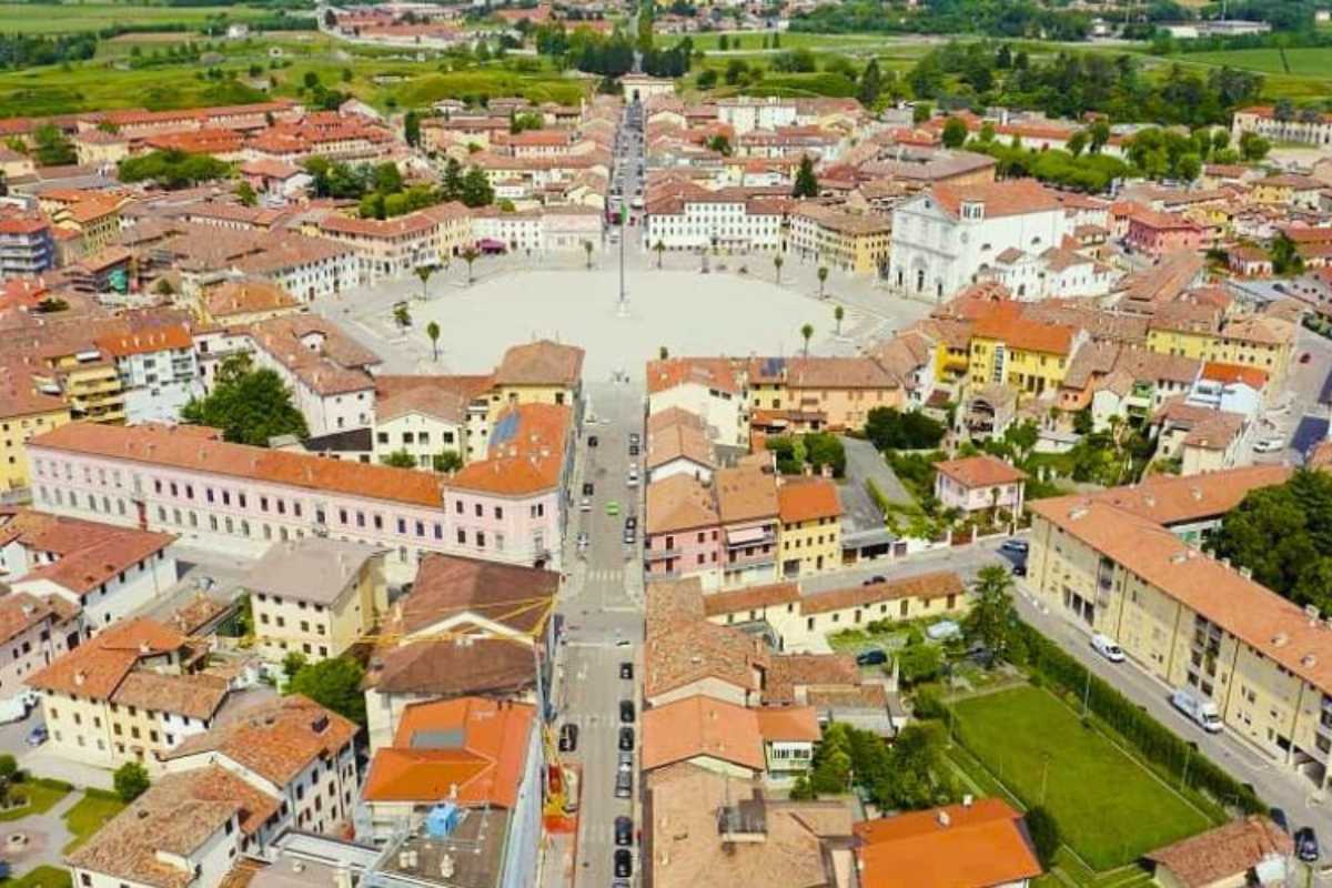 Vale la pena acquistare un tagliasiepi a batteria? Ecco la verità sul suo valore